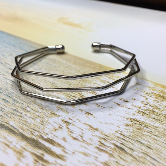 Silver Toned Geometric Bracelet - Picture 4 of 6